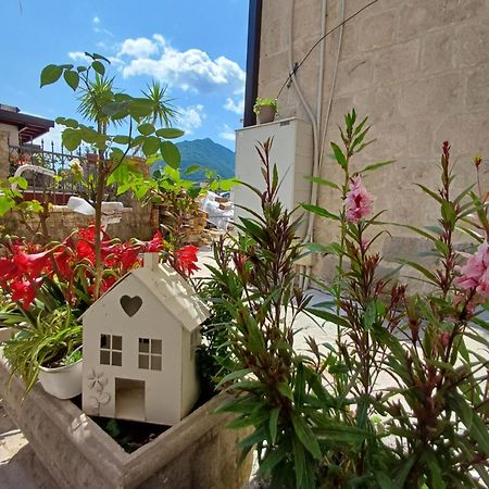 Apartments Visit เปราสต์ ภายนอก รูปภาพ